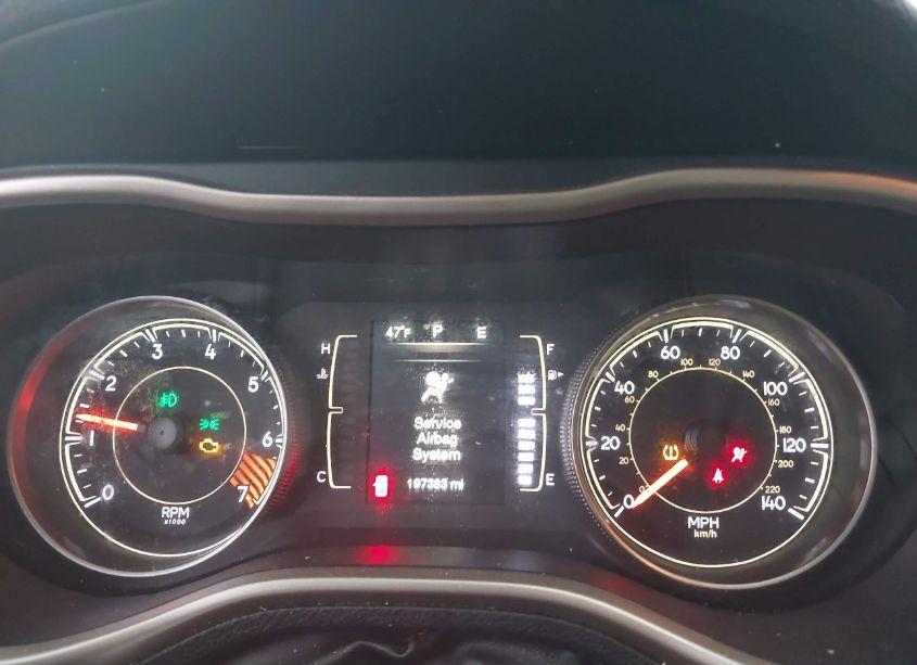 Photo 7 of 2014 Jeep Cherokee LATITUDE (VIN 1C4PJMCBXEW309737)