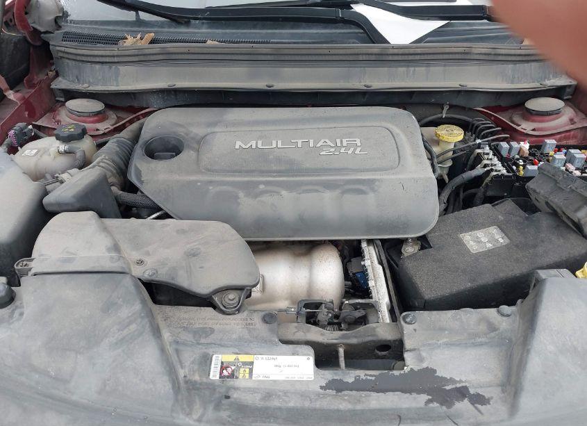 Photo 10 of 2015 Jeep Cherokee LATITUDE (VIN 1C4PJMCBXFW738734)