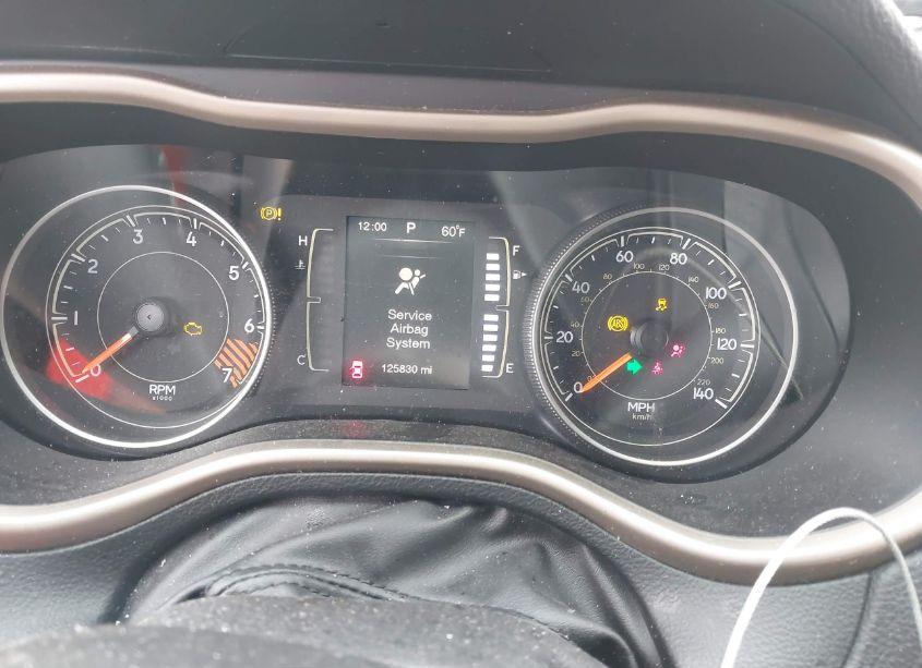 Photo 7 of 2015 Jeep Cherokee LATITUDE (VIN 1C4PJMCBXFW738734)