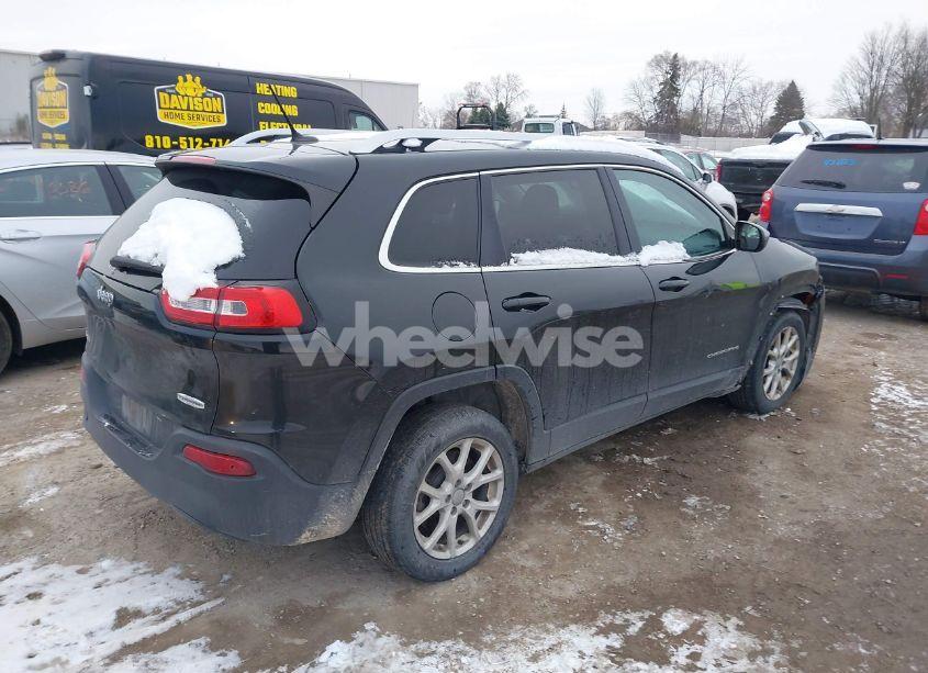 Photo 4 of 2015 Jeep Cherokee LATITUDE (VIN 1C4PJMCBXFW739057)