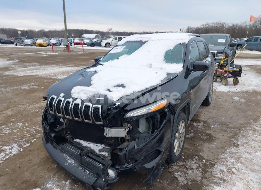 Photo 6 of 2015 Jeep Cherokee LATITUDE (VIN 1C4PJMCBXFW739057)