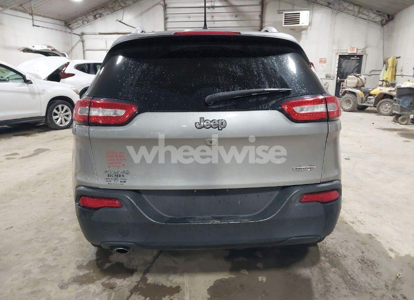 Photo 16 of 2015 Jeep Cherokee LATITUDE (VIN 1C4PJMCBXFW789814)