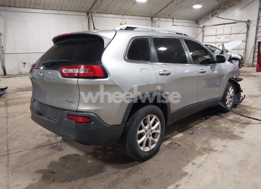 Photo 4 of 2015 Jeep Cherokee LATITUDE (VIN 1C4PJMCBXFW789814)