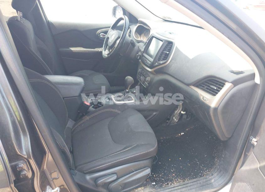 Photo 5 of 2016 Jeep Cherokee ALTITUDE (VIN 1C4PJMCBXGW122274)