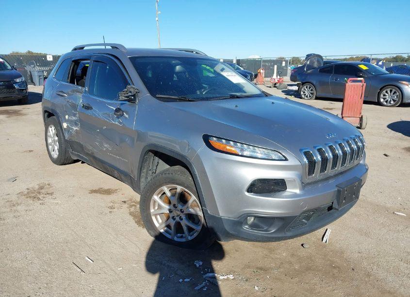 2016 Jeep Cherokee LATITUDE (VIN 1C4PJMCBXGW359914) main photo