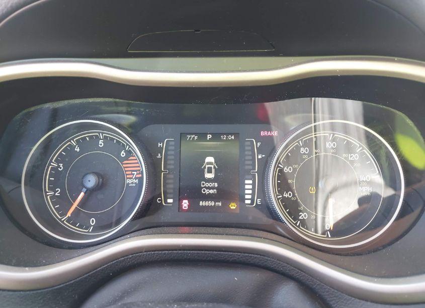 Photo 7 of 2016 Jeep Cherokee LATITUDE (VIN 1C4PJMCBXGW359914)