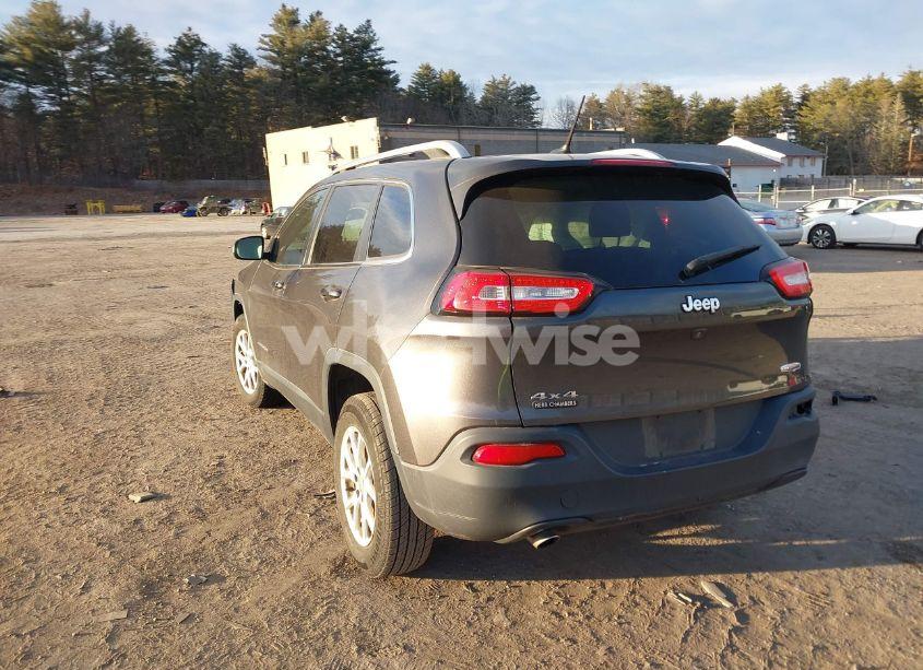 Photo 3 of 2016 Jeep Cherokee LATITUDE (VIN 1C4PJMCBXGW360335)