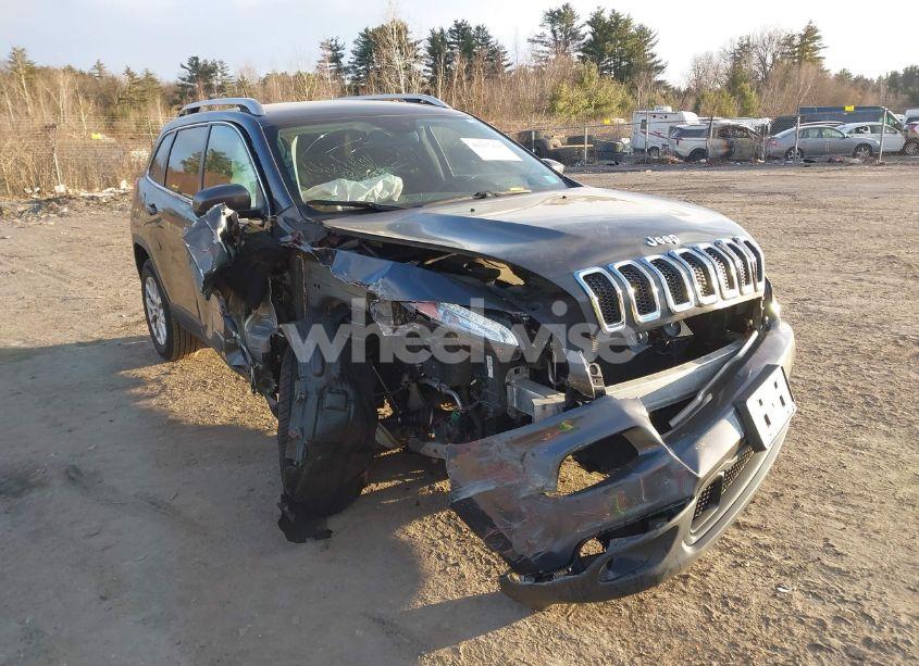 Photo 6 of 2016 Jeep Cherokee LATITUDE (VIN 1C4PJMCBXGW360335)