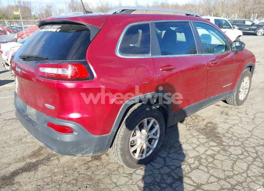Photo 4 of 2016 Jeep Cherokee LATITUDE (VIN 1C4PJMCBXGW375062)