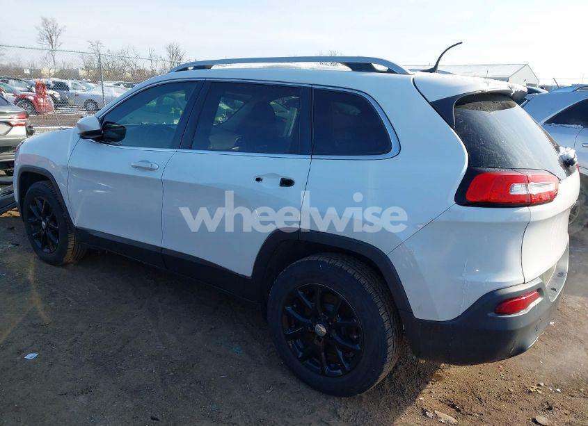 Photo 15 of 2017 Jeep Cherokee LATITUDE 4X4 (VIN 1C4PJMCBXHW529884)