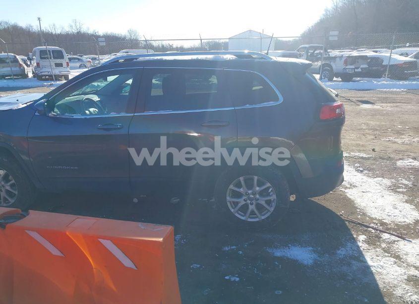 Photo 14 of 2017 Jeep Cherokee LATITUDE 4X4 (VIN 1C4PJMCBXHW587476)