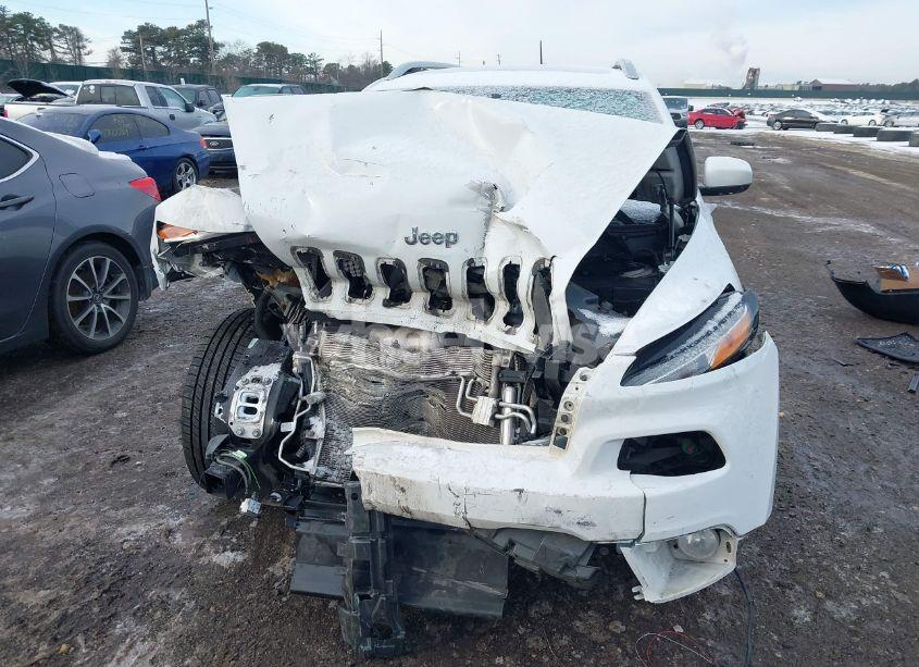 Photo 12 of 2017 Jeep Cherokee LATITUDE 4X4 (VIN 1C4PJMCBXHW647871)