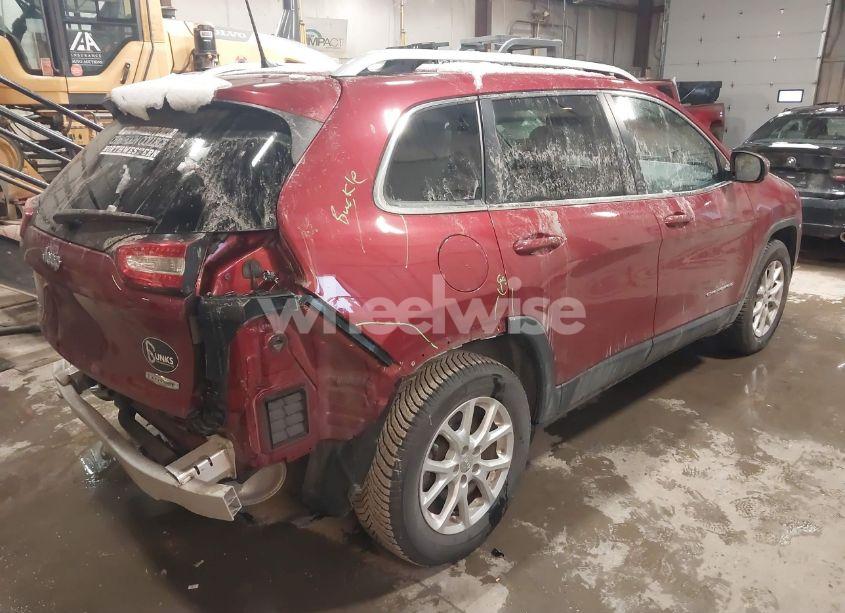 Photo 4 of 2017 Jeep Cherokee LATITUDE 4X4 (VIN 1C4PJMCBXHW665822)