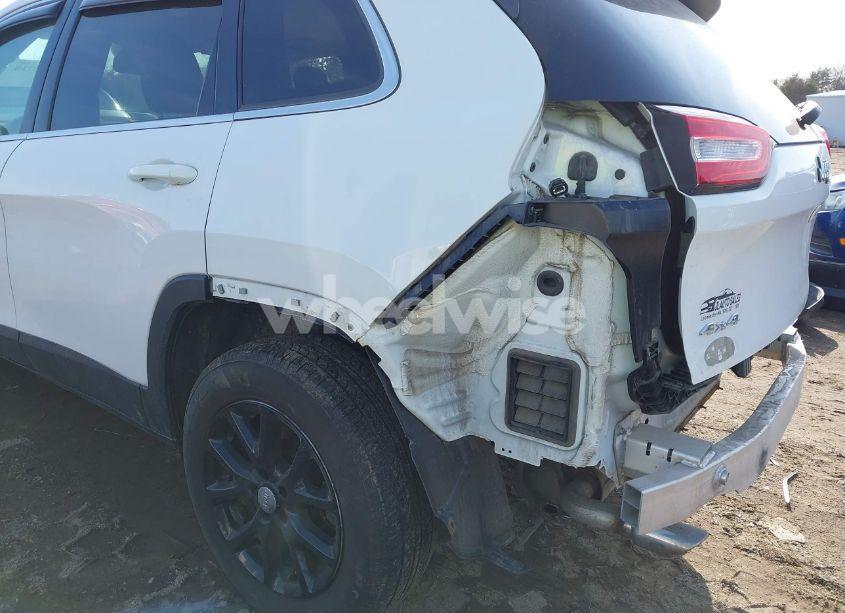 Photo 20 of 2017 Jeep Cherokee LATITUDE 4X4 (VIN 1C4PJMCBXHW668767)