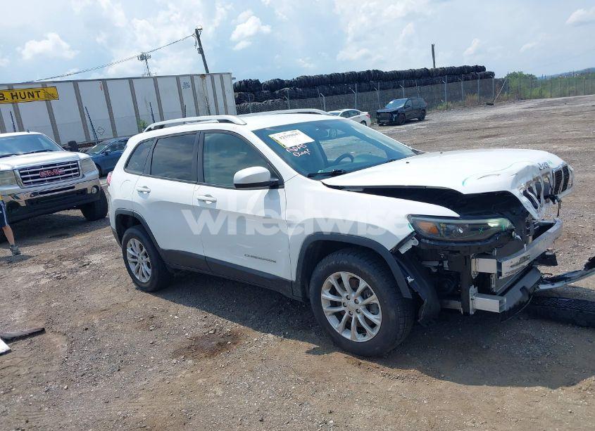 2020 Jeep Cherokee LATITUDE 4X4 (VIN 1C4PJMCBXLD651472) main photo