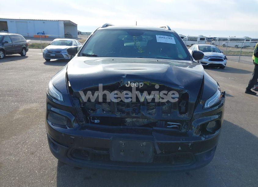 Photo 13 of 2014 Jeep Cherokee LATITUDE (VIN 1C4PJMCS0EW147262)