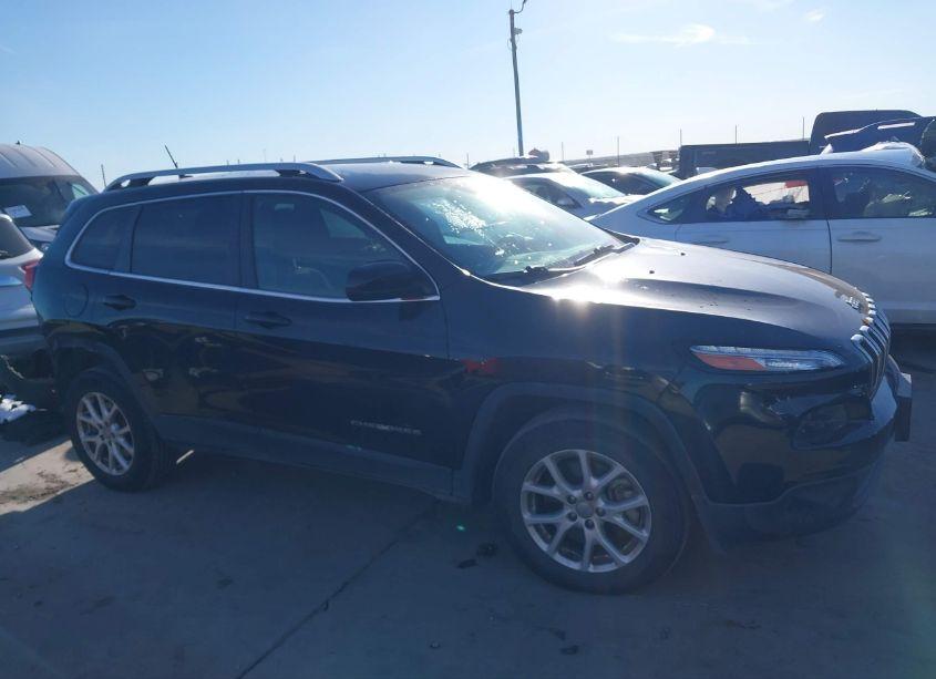 Photo 14 of 2014 Jeep Cherokee LATITUDE (VIN 1C4PJMCS0EW180908)
