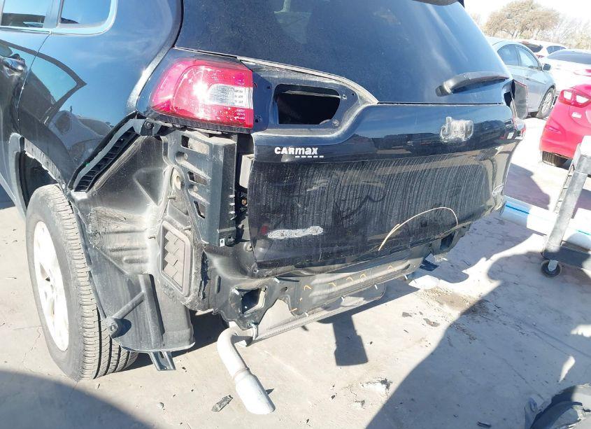 Photo 6 of 2014 Jeep Cherokee LATITUDE (VIN 1C4PJMCS0EW180908)