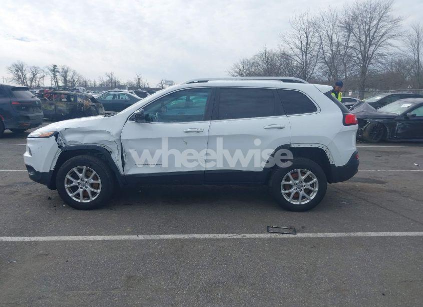 Photo 14 of 2014 Jeep Cherokee LATITUDE (VIN 1C4PJMCS0EW191696)