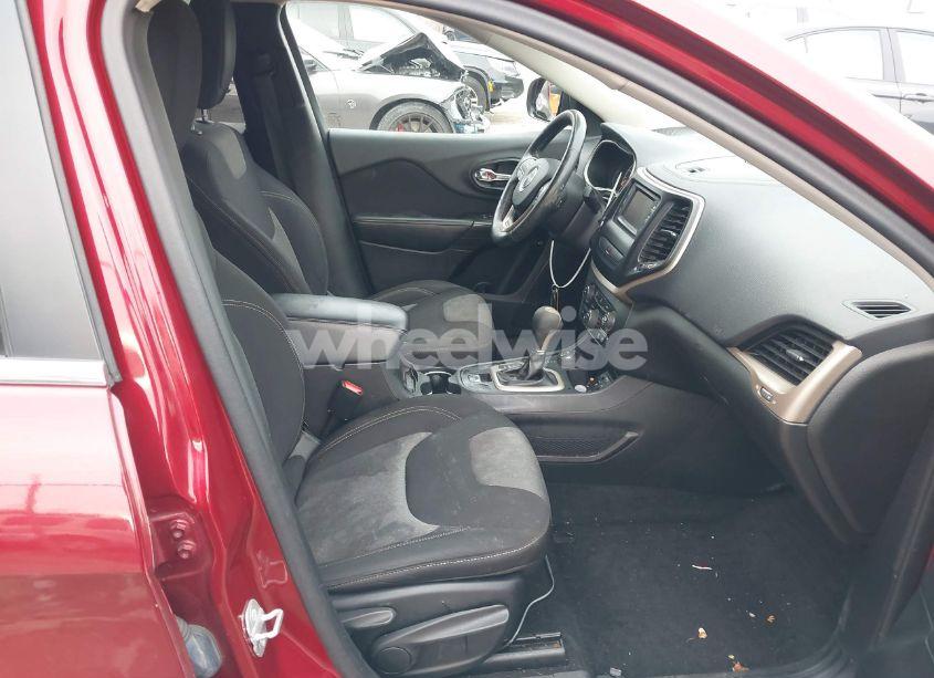 Photo 5 of 2014 Jeep Cherokee LATITUDE (VIN 1C4PJMCS0EW216760)