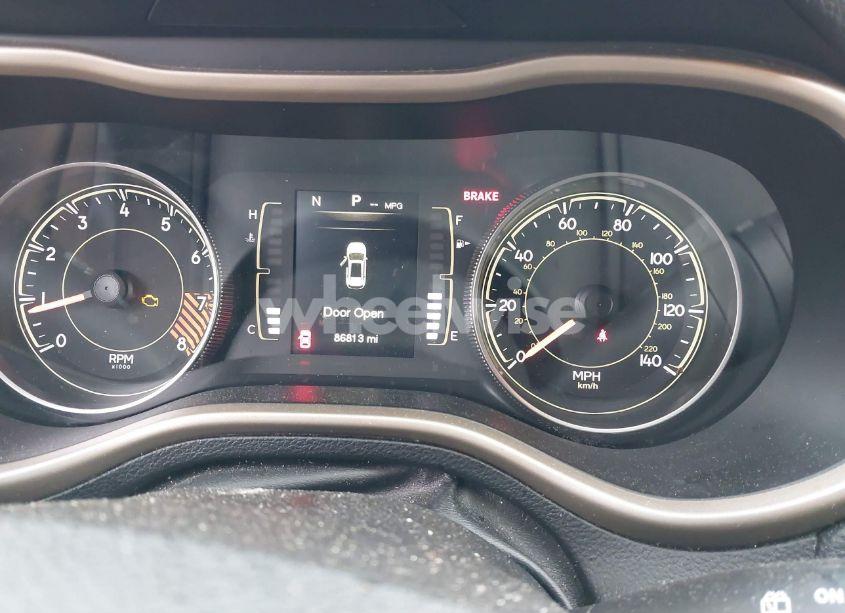 Photo 7 of 2014 Jeep Cherokee LATITUDE (VIN 1C4PJMCS0EW216760)