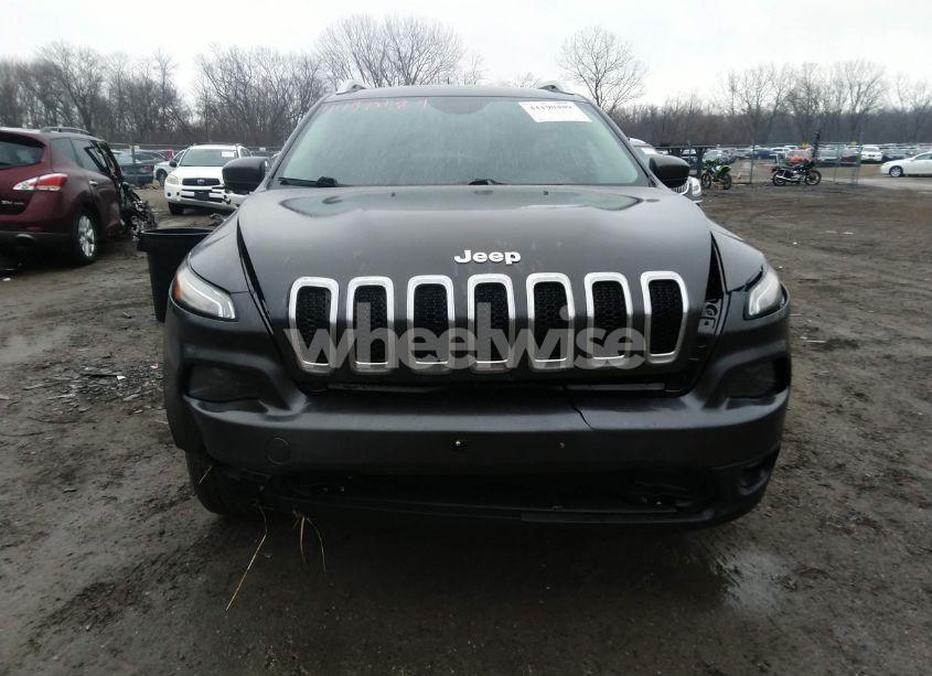 Photo 13 of 2014 Jeep Cherokee LATITUDE (VIN 1C4PJMCS0EW226320)