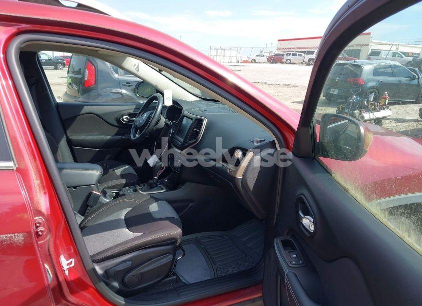 Photo 5 of 2014 Jeep Cherokee LATITUDE (VIN 1C4PJMCS0EW230416)