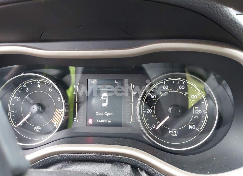 Photo 12 of 2014 Jeep Cherokee LATITUDE (VIN 1C4PJMCS0EW261021)