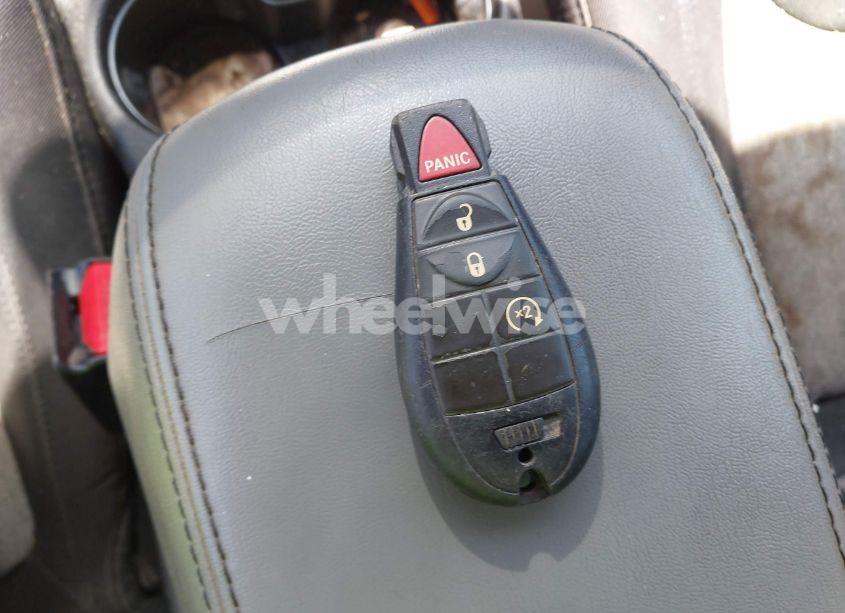 Photo 11 of 2014 Jeep Cherokee LATITUDE (VIN 1C4PJMCS0EW296402)