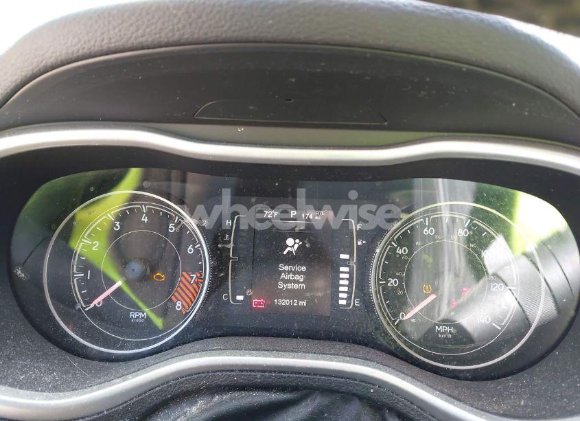 Photo 7 of 2014 Jeep Cherokee LATITUDE (VIN 1C4PJMCS0EW296402)