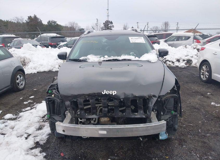 Photo 13 of 2015 Jeep Cherokee LATITUDE (VIN 1C4PJMCS0FW510421)