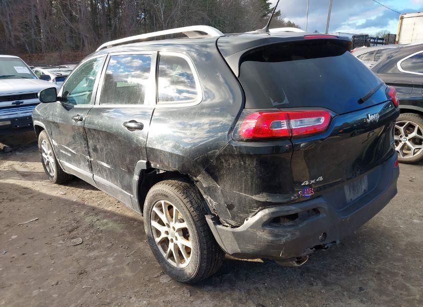 Photo 3 of 2015 Jeep Cherokee LATITUDE (VIN 1C4PJMCS0FW559232)