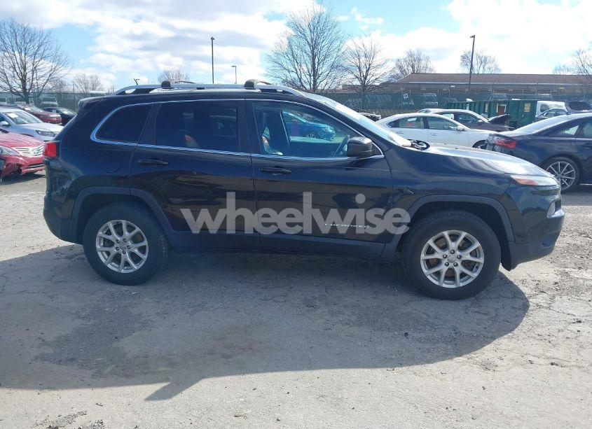 Photo 12 of 2015 Jeep Cherokee LATITUDE (VIN 1C4PJMCS0FW774920)