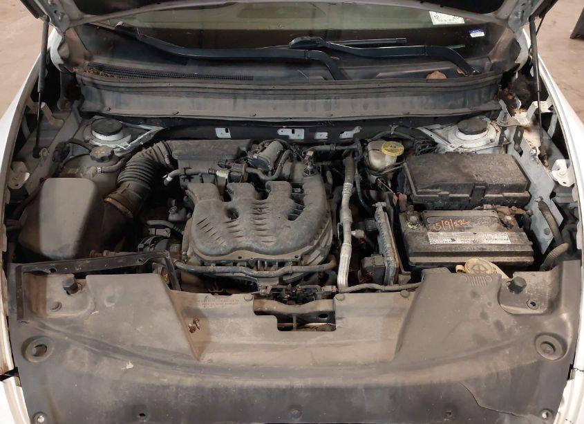 Photo 10 of 2015 Jeep Cherokee LATITUDE (VIN 1C4PJMCS0FW795704)