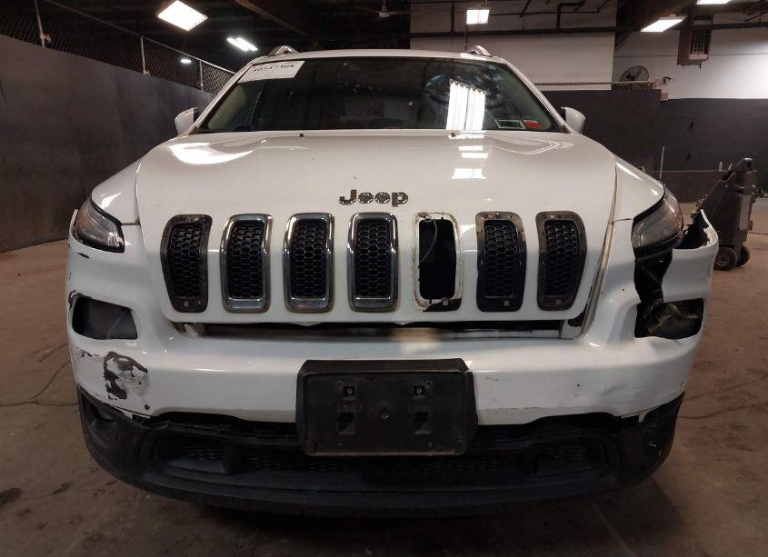 Photo 12 of 2015 Jeep Cherokee LATITUDE (VIN 1C4PJMCS0FW795704)