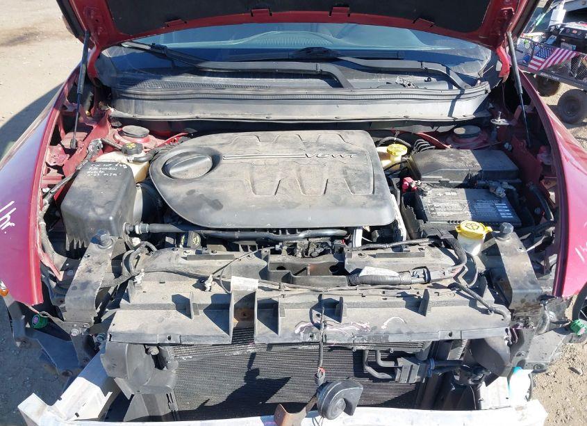 Photo 10 of 2016 Jeep Cherokee LATITUDE (VIN 1C4PJMCS0GW105631)