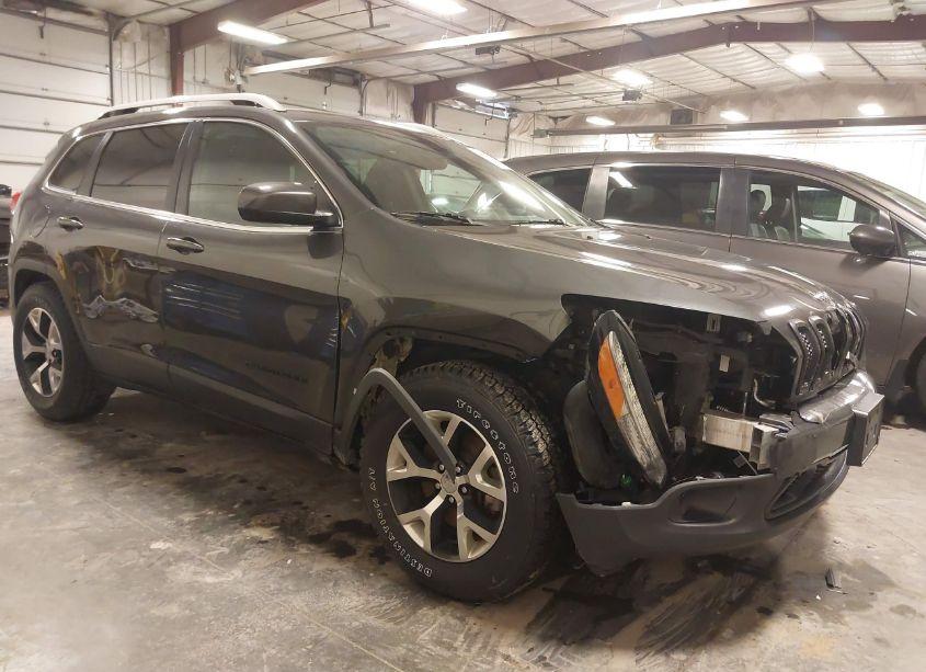 2016 Jeep Cherokee LATITUDE (VIN 1C4PJMCS0GW265959) main photo