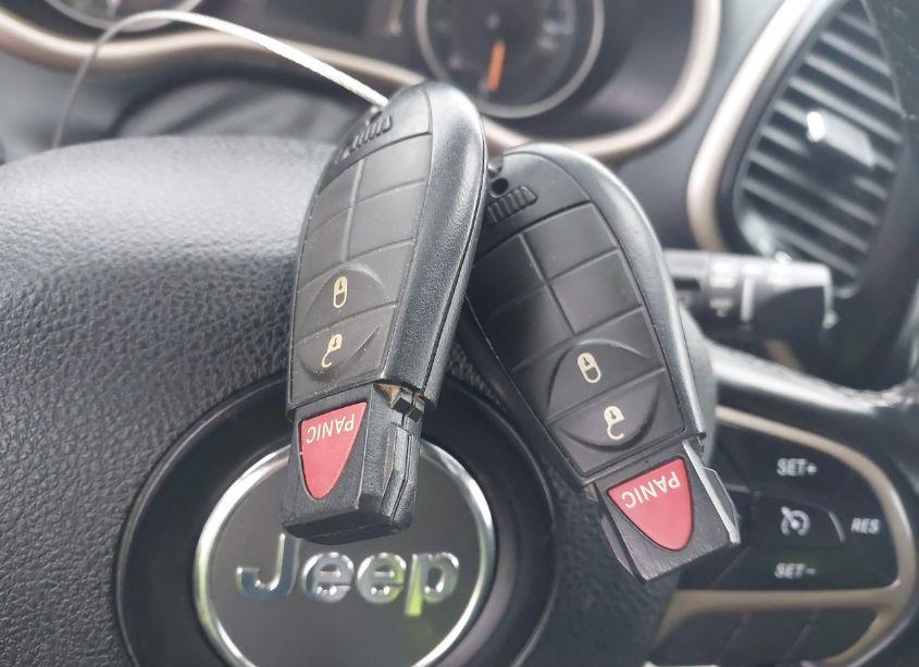 Photo 11 of 2016 Jeep Cherokee LATITUDE (VIN 1C4PJMCS0GW265959)