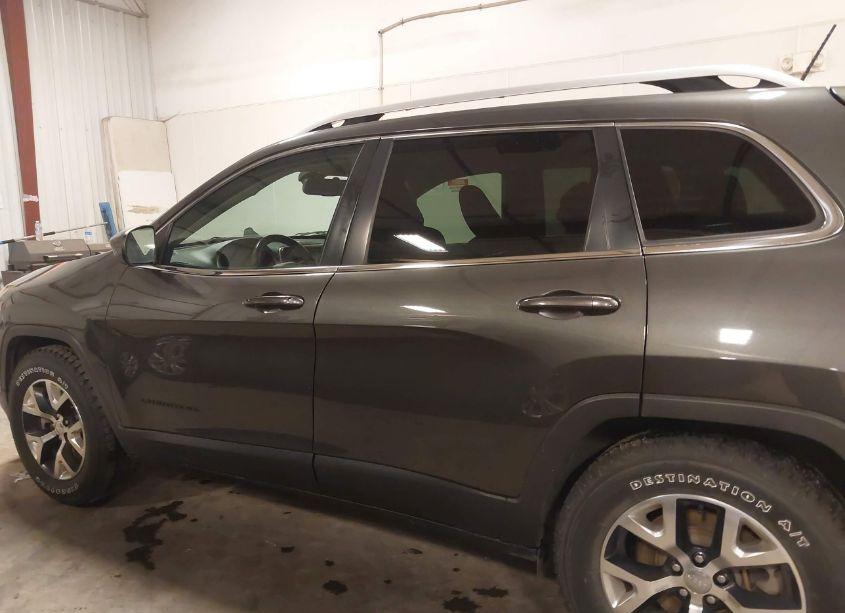Photo 15 of 2016 Jeep Cherokee LATITUDE (VIN 1C4PJMCS0GW265959)