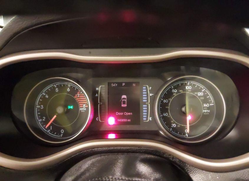 Photo 7 of 2016 Jeep Cherokee LATITUDE (VIN 1C4PJMCS0GW265959)