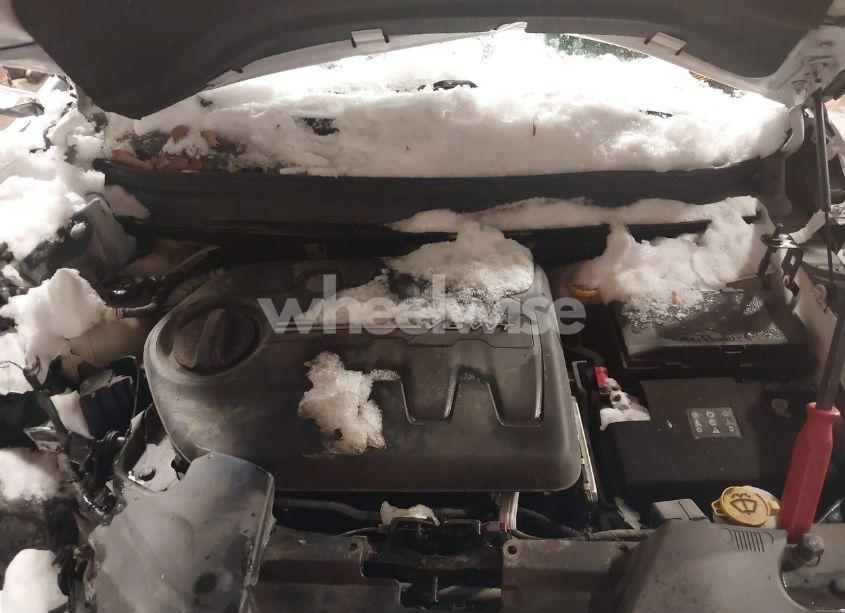 Photo 10 of 2016 Jeep Cherokee LATITUDE (VIN 1C4PJMCS0GW327196)