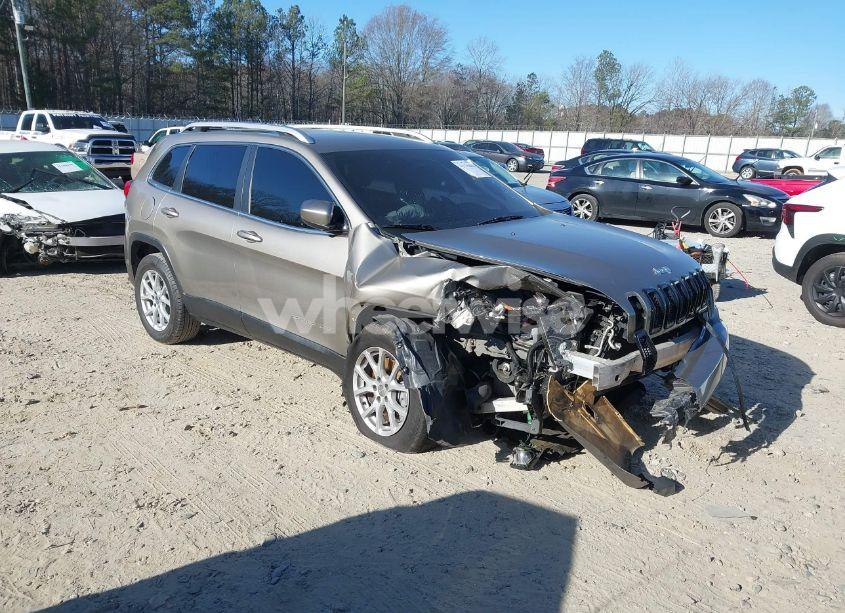 2016 Jeep Cherokee LATITUDE (VIN 1C4PJMCS0GW367598) main photo