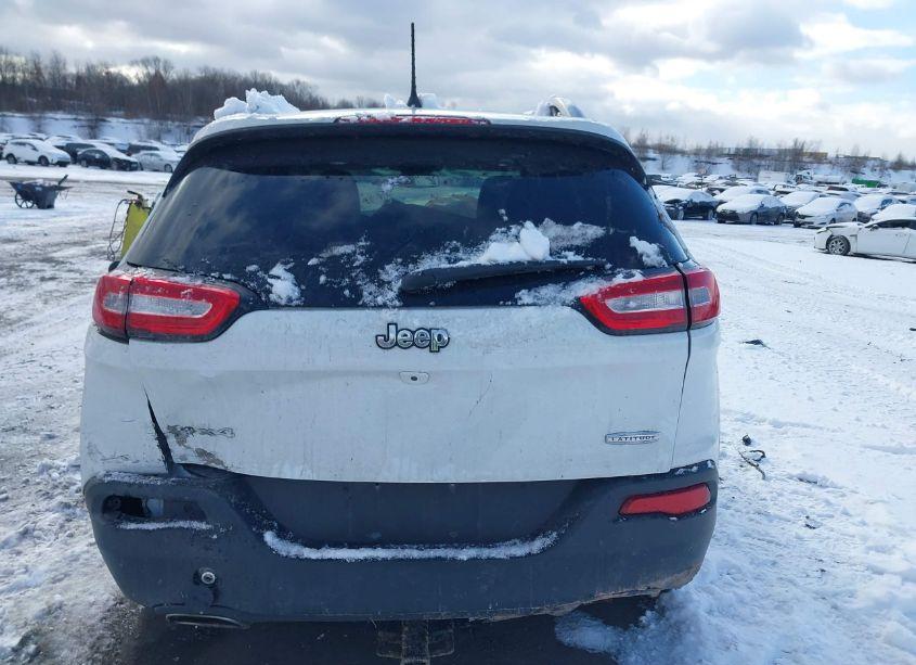 Photo 16 of 2017 Jeep Cherokee LATITUDE 4X4 (VIN 1C4PJMCS0HW532616)