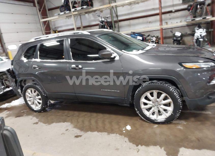 Photo 13 of 2017 Jeep Cherokee NORTH (VIN 1C4PJMCS0HW558469)