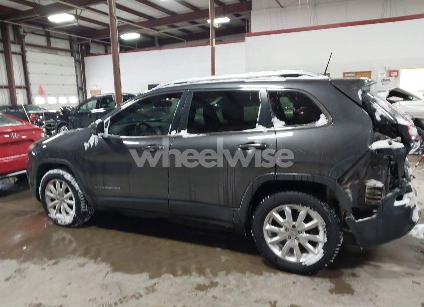 Photo 14 of 2017 Jeep Cherokee NORTH (VIN 1C4PJMCS0HW558469)