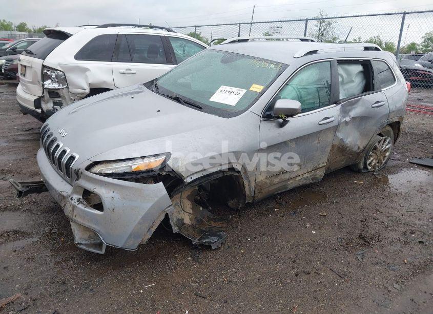 Photo 2 of 2014 Jeep Cherokee LATITUDE (VIN 1C4PJMCS1EW190833)