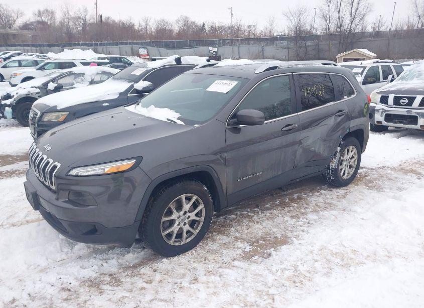 Photo 2 of 2014 Jeep Cherokee LATITUDE (VIN 1C4PJMCS1EW197863)