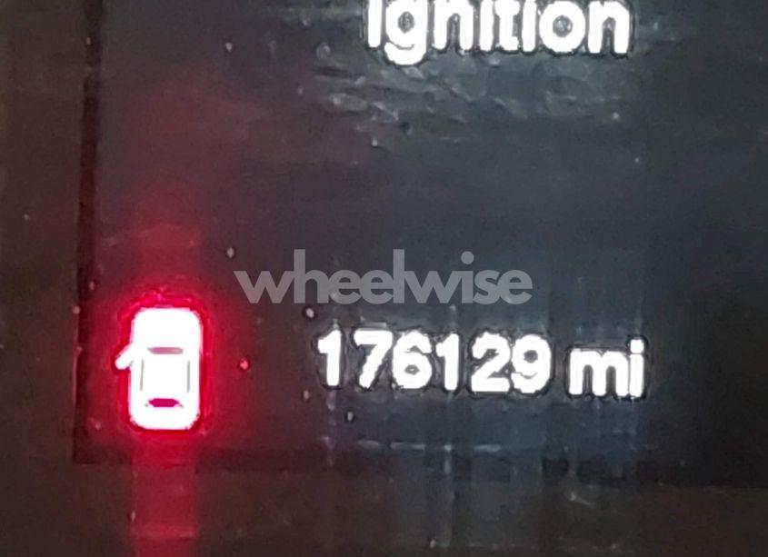 Photo 15 of 2014 Jeep Cherokee LATITUDE (VIN 1C4PJMCS1EW229758)