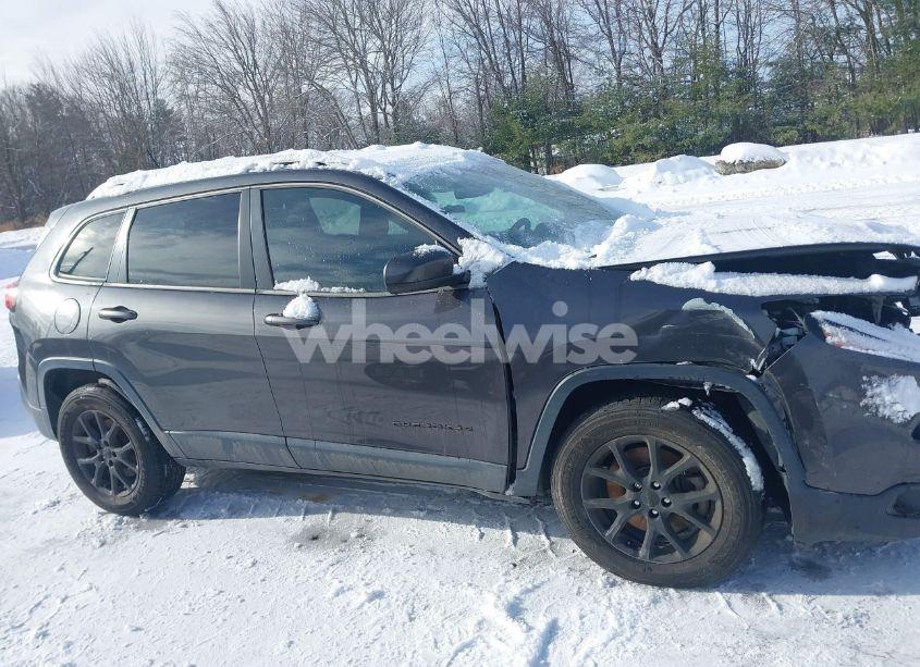 Photo 14 of 2014 Jeep Cherokee LATITUDE (VIN 1C4PJMCS1EW281701)