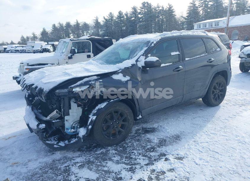 Photo 2 of 2014 Jeep Cherokee LATITUDE (VIN 1C4PJMCS1EW281701)